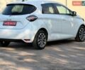 Белый Рено Зое, объемом двигателя 0 л и пробегом 136 тыс. км за 12999 $, фото 13 на Automoto.ua