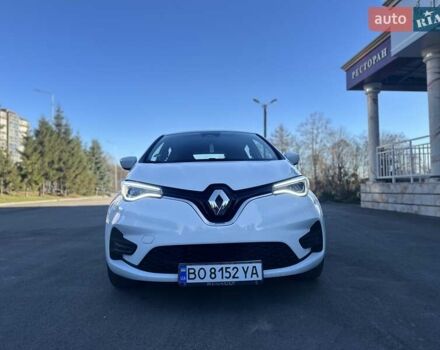 Белый Рено Зое, объемом двигателя 0 л и пробегом 83 тыс. км за 11999 $, фото 50 на Automoto.ua