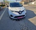 Белый Рено Зое, объемом двигателя 0 л и пробегом 27 тыс. км за 13000 $, фото 1 на Automoto.ua