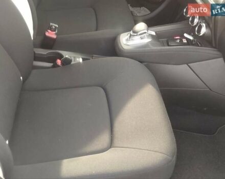 Білий Рено Зое, об'ємом двигуна 0 л та пробігом 39 тис. км за 13700 $, фото 17 на Automoto.ua