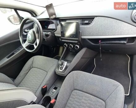 Рено Зое 2020 в Ходорів на Automoto.ua Белый Рено Зое, объемом двигателя 0 л и пробегом 46 тыс. км за 12800 $, фото 27 на Automoto.ua