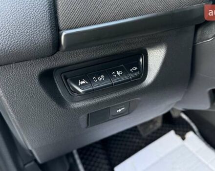 Белый Рено Зое, объемом двигателя 0 л и пробегом 124 тыс. км за 12499 $, фото 17 на Automoto.ua