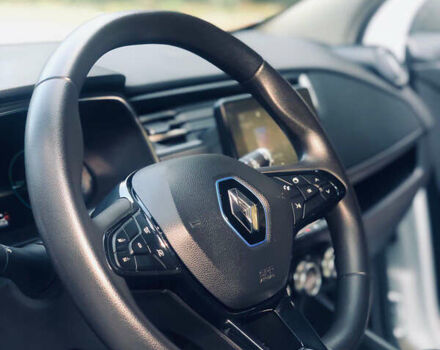 Белый Рено Зое, объемом двигателя 0 л и пробегом 38 тыс. км за 11999 $, фото 8 на Automoto.ua