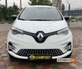 Белый Рено Зое, объемом двигателя 52 л и пробегом 85 тыс. км за 14000 $, фото 1 на Automoto.ua