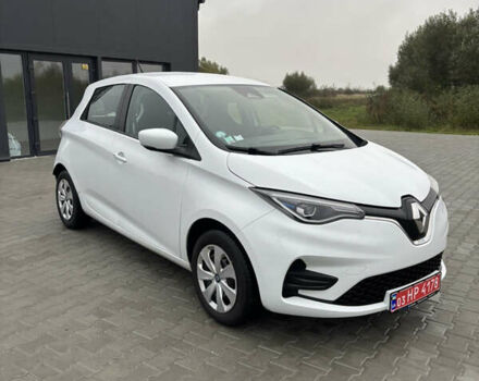 Белый Рено Зое, объемом двигателя 0 л и пробегом 55 тыс. км за 11900 $, фото 12 на Automoto.ua