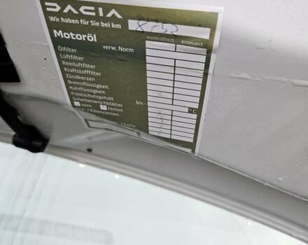 Белый Рено Зое, объемом двигателя 0 л и пробегом 28 тыс. км за 11800 $, фото 35 на Automoto.ua