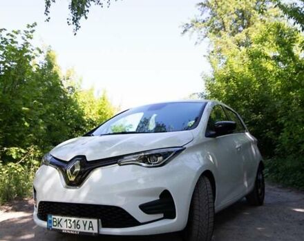 Белый Рено Зое, объемом двигателя 0 л и пробегом 34 тыс. км за 13300 $, фото 14 на Automoto.ua