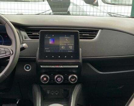 Белый Рено Зое, объемом двигателя 0 л и пробегом 66 тыс. км за 12499 $, фото 21 на Automoto.ua