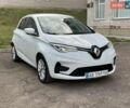 Белый Рено Зое, объемом двигателя 0 л и пробегом 62 тыс. км за 13800 $, фото 1 на Automoto.ua