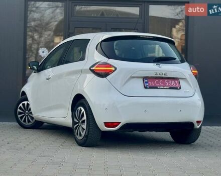 Белый Рено Зое, объемом двигателя 0 л и пробегом 86 тыс. км за 10850 $, фото 46 на Automoto.ua