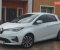 Белый Рено Зое, объемом двигателя 0 л и пробегом 141 тыс. км за 11111 $, фото 1 на Automoto.ua