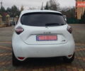 Белый Рено Зое, объемом двигателя 0 л и пробегом 122 тыс. км за 13000 $, фото 10 на Automoto.ua