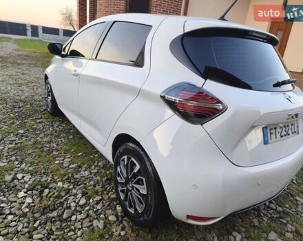 Белый Рено Зое, объемом двигателя 0 л и пробегом 98 тыс. км за 10950 $, фото 36 на Automoto.ua