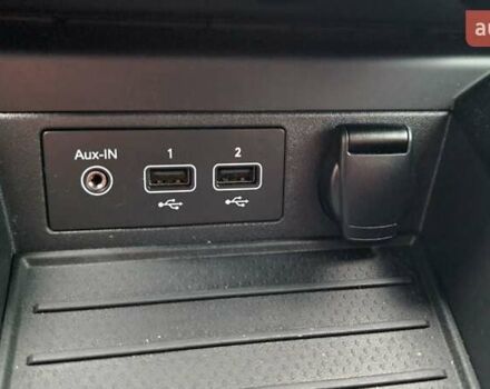 Білий Рено Зое, об'ємом двигуна 0 л та пробігом 78 тис. км за 11800 $, фото 43 на Automoto.ua