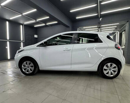 Белый Рено Зое, объемом двигателя 0 л и пробегом 46 тыс. км за 12150 $, фото 7 на Automoto.ua