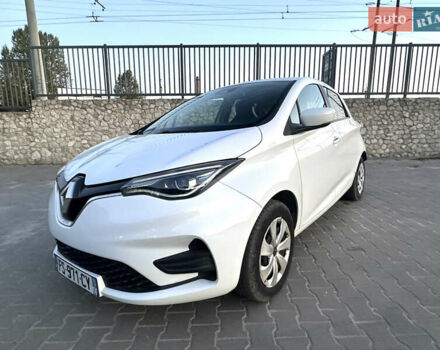 Белый Рено Зое, объемом двигателя 0 л и пробегом 124 тыс. км за 11300 $, фото 3 на Automoto.ua