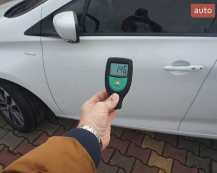 Белый Рено Зое, объемом двигателя 0 л и пробегом 122 тыс. км за 13000 $, фото 70 на Automoto.ua