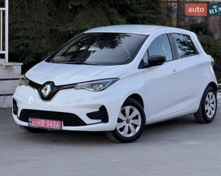 Белый Рено Зое, объемом двигателя 0 л и пробегом 183 тыс. км за 9700 $, фото 2 на Automoto.ua