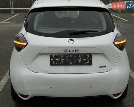 Білий Рено Зое, об'ємом двигуна 0 л та пробігом 77 тис. км за 12990 $, фото 4 на Automoto.ua