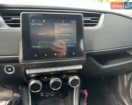 Рено Зое 2020 в Бердичеве на Automoto.ua Белый Рено Зое, объемом двигателя 0 л и пробегом 25 тыс. км за 13400 $, фото 8 на Automoto.ua
