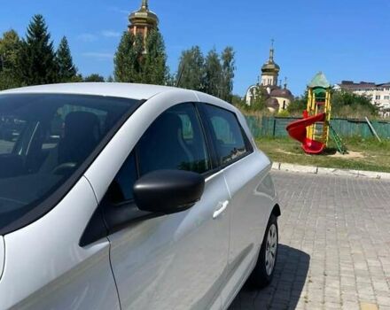 Белый Рено Зое, объемом двигателя 0 л и пробегом 40 тыс. км за 13750 $, фото 7 на Automoto.ua