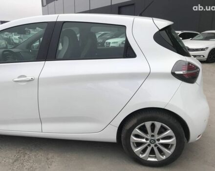 Білий Рено Зое, об'ємом двигуна 0 л та пробігом 40 тис. км за 13790 $, фото 2 на Automoto.ua