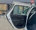Белый Рено Зое, объемом двигателя 0 л и пробегом 86 тыс. км за 10850 $, фото 98 на Automoto.ua