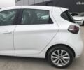 Білий Рено Зое, об'ємом двигуна 0 л та пробігом 40 тис. км за 13790 $, фото 2 на Automoto.ua