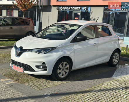Белый Рено Зое, объемом двигателя 0 л и пробегом 45 тыс. км за 12000 $, фото 4 на Automoto.ua