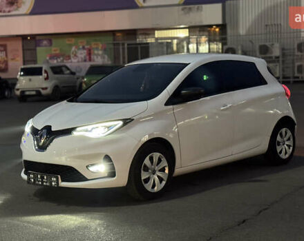 Белый Рено Зое, объемом двигателя 0 л и пробегом 44 тыс. км за 12950 $, фото 1 на Automoto.ua