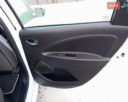 Рено Зое 2020 в Ходорів на Automoto.ua Белый Рено Зое, объемом двигателя 0 л и пробегом 46 тыс. км за 12800 $, фото 24 на Automoto.ua