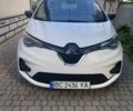 Белый Рено Зое, объемом двигателя 0 л и пробегом 80 тыс. км за 13000 $, фото 1 на Automoto.ua