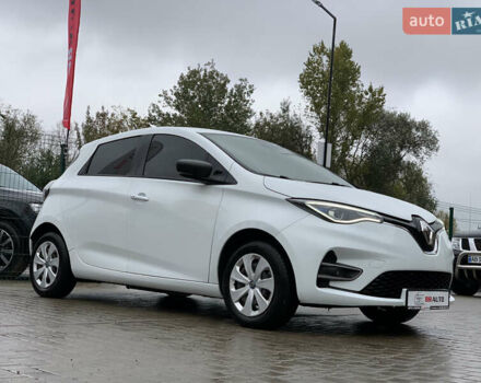 Белый Рено Зое, объемом двигателя 0 л и пробегом 47 тыс. км за 12499 $, фото 5 на Automoto.ua