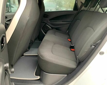 Білий Рено Зое, об'ємом двигуна 0 л та пробігом 47 тис. км за 12499 $, фото 12 на Automoto.ua