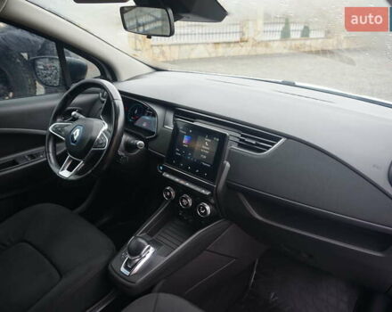Рено Зое 2020 в Самборе на Automoto.ua Белый Рено Зое, объемом двигателя 0 л и пробегом 157 тыс. км за 11777 $, фото 43 на Automoto.ua