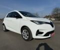 Белый Рено Зое, объемом двигателя 0 л и пробегом 150 тыс. км за 10600 $, фото 1 на Automoto.ua