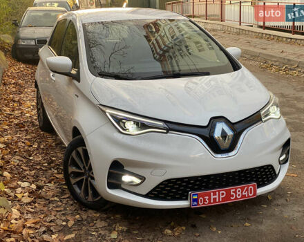 Белый Рено Зое, объемом двигателя 0 л и пробегом 90 тыс. км за 13750 $, фото 4 на Automoto.ua
