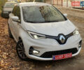 Белый Рено Зое, объемом двигателя 0 л и пробегом 90 тыс. км за 13750 $, фото 4 на Automoto.ua