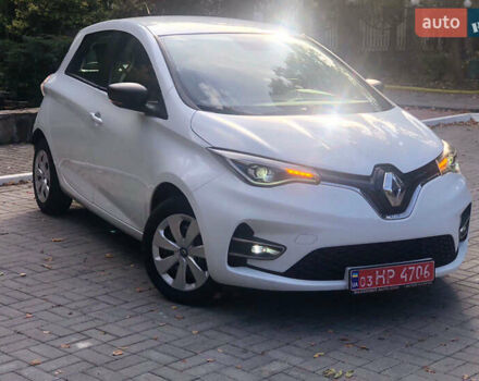 Белый Рено Зое, объемом двигателя 0 л и пробегом 38 тыс. км за 11999 $, фото 28 на Automoto.ua