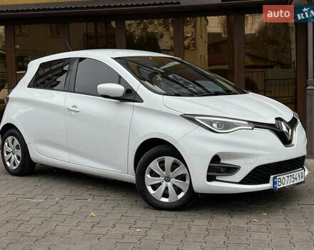 Белый Рено Зое, объемом двигателя 0 л и пробегом 31 тыс. км за 11999 $, фото 26 на Automoto.ua