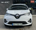 Белый Рено Зое, объемом двигателя 0 л и пробегом 106 тыс. км за 12299 $, фото 4 на Automoto.ua