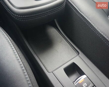 Белый Рено Зое, объемом двигателя 0 л и пробегом 122 тыс. км за 13000 $, фото 37 на Automoto.ua