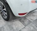 Білий Рено Зое, об'ємом двигуна 0 л та пробігом 65 тис. км за 12300 $, фото 57 на Automoto.ua