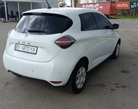 Белый Рено Зое, объемом двигателя 0 л и пробегом 56 тыс. км за 13500 $, фото 29 на Automoto.ua