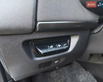 Білий Рено Зое, об'ємом двигуна 0 л та пробігом 98 тис. км за 10950 $, фото 34 на Automoto.ua