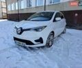 Белый Рено Зое, объемом двигателя 0 л и пробегом 114 тыс. км за 11800 $, фото 2 на Automoto.ua