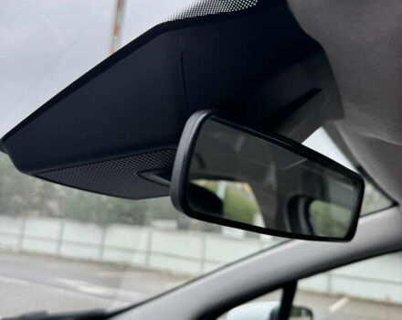 Белый Рено Зое, объемом двигателя 0 л и пробегом 97 тыс. км за 11900 $, фото 30 на Automoto.ua