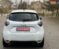 Белый Рено Зое, объемом двигателя 0 л и пробегом 28 тыс. км за 12500 $, фото 12 на Automoto.ua