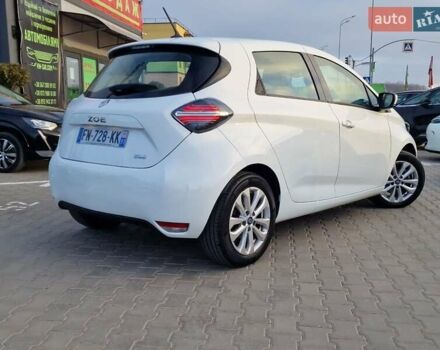Белый Рено Зое, объемом двигателя 0 л и пробегом 141 тыс. км за 10800 $, фото 1 на Automoto.ua