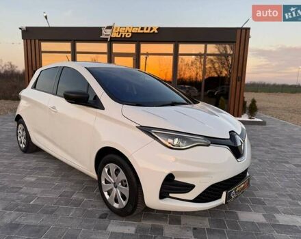 Белый Рено Зое, объемом двигателя 0 л и пробегом 92 тыс. км за 11499 $, фото 14 на Automoto.ua